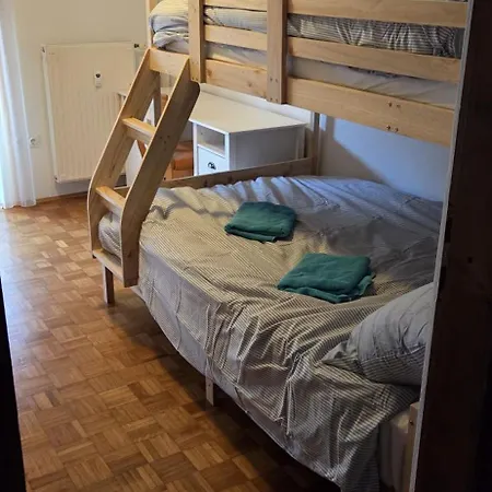 Сasa de vacaciones Iglica - First Floor