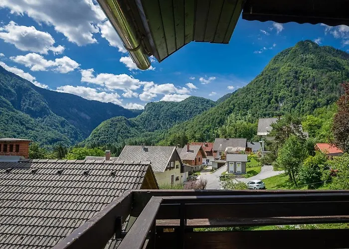 Iglica - First Floor